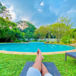 https://sigiri-heritance-villa.kandyhotelsnow.com